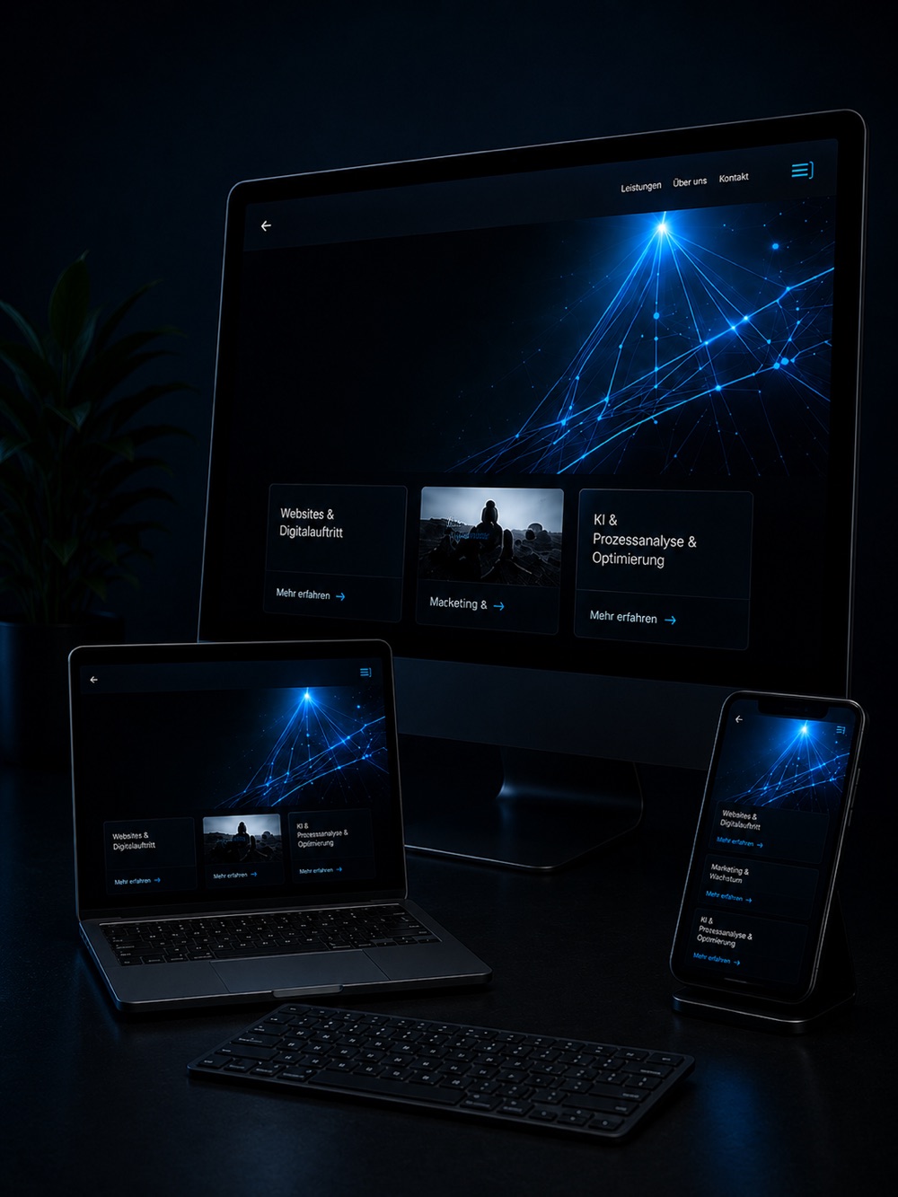 Responsive digitale Arbeitsplätze auf Monitor, Laptop und Smartphone für Webdesign und digitale Lösungen von VisioNext